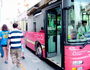 sonido Jadeo chatarra Comes no garantiza el servicio mínimo de las líneas del autobús urbano  durante la huelga