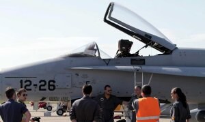 Los F 18 Espanoles Sobrevolaran Tripoli