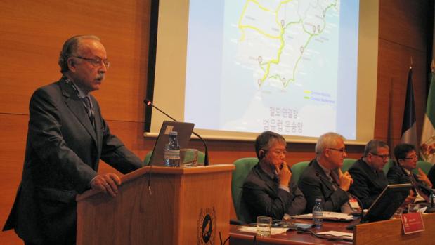 Manuel Morón, durante una intervención relativa al corredor ferroviario.