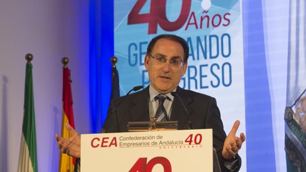 Javier González de Lara durante su intervención en el aniversario de CEA