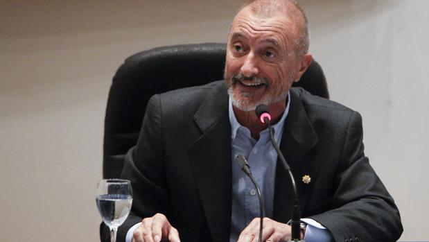 Pérez-Reverte, durant ela presentación