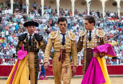 El torero Paco Ureña, después de la cogida