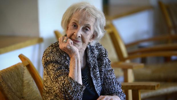 Ida Vitale, fotografiada en la Residencia de Estudiantes, en su última visita a Madrid