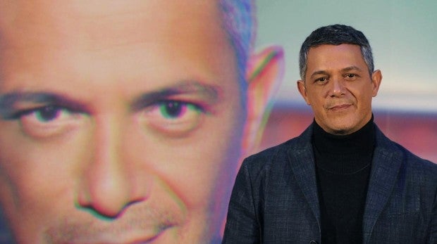 Alejandro Sanz, denunciado por la SGAE