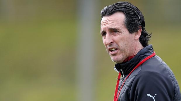 Unai Emery, durante el entrenamiento de ayer con el Arsenal