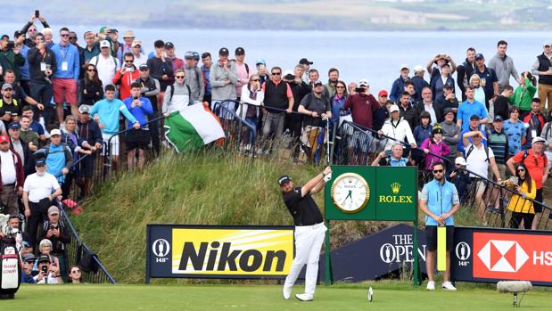 El irlandés Shane Lowry está siendo el más seguido por los afcicionados locales