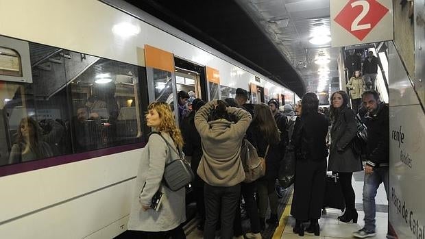 Fomento ha fijado los servicios mínimos durante las dos jornadas de huelga en Renfe