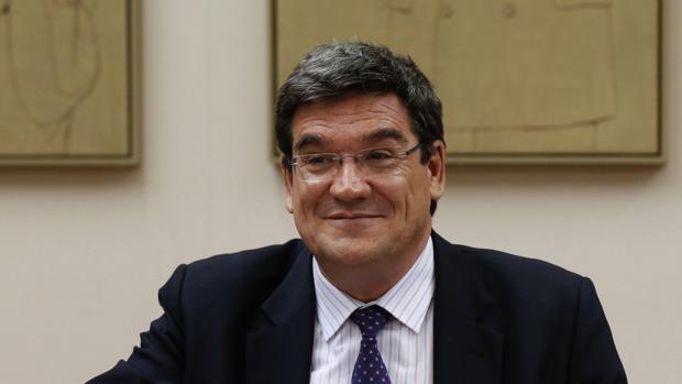 El presidente de la Airef, José Luis Escrivá, en el Congreso