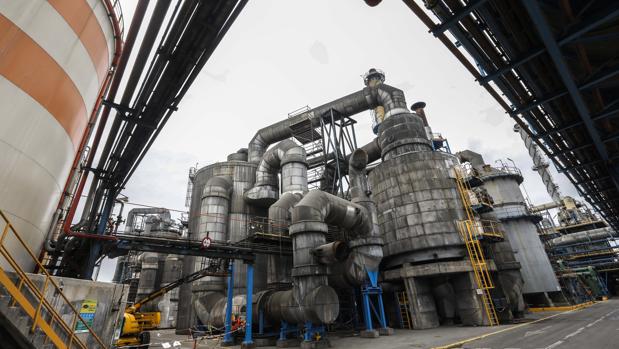 Instalaciones de la fundición de cobre de Huelva