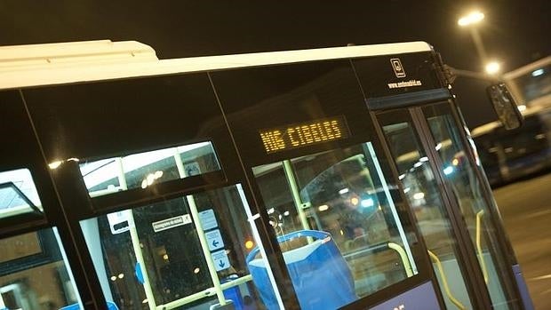 Un autobús nocturno N-16
