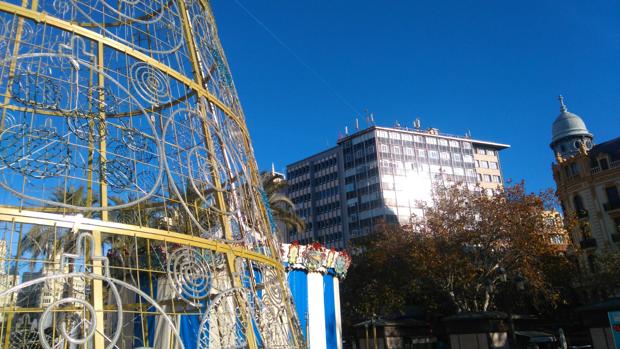 Imagen tomada este lunes en la plaza del Ayuntamiento de Valencia