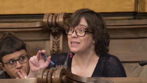 La concejal de la CUP Eulàlia Reguant en un pleno reciente del Ayuntamiento de Barcelona