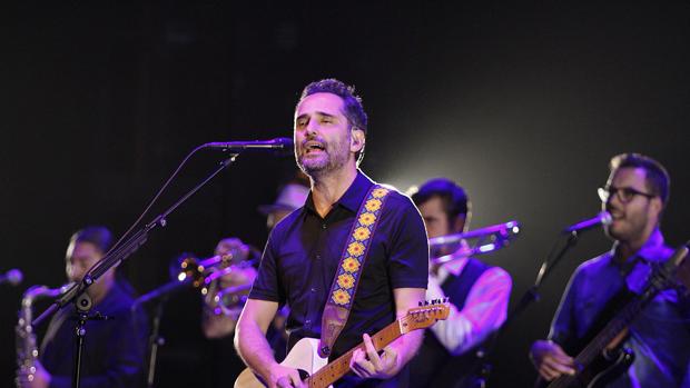 El cantautor uruguayo, Jorge Drexler en un concierto en la Maestranza de Sevilla