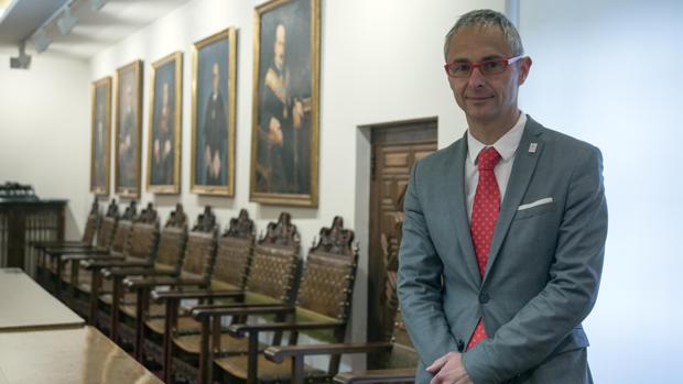 El rector de la Universidad de Salamanca, Ricardo Rivero