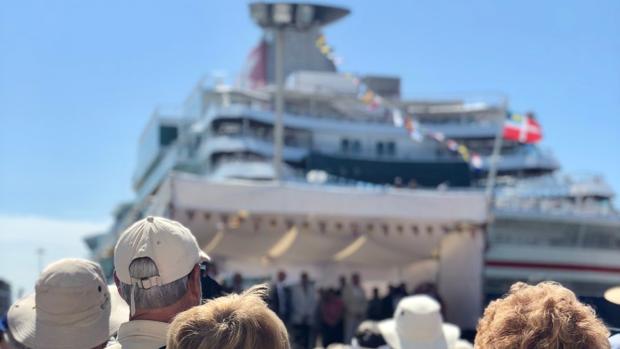 Pasajeros de cruceros de Fred. Olsen este lunes en Cádiz