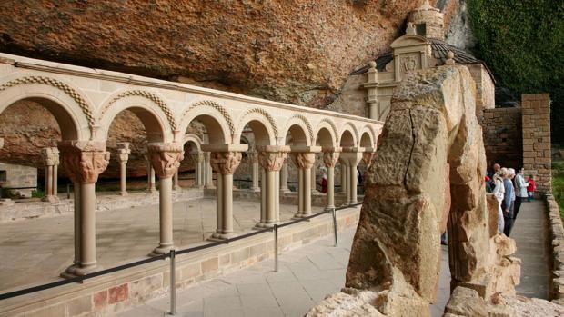 San Juan de la Peña, panteón real ligado íntimamente a los orígenes de la Corona de Aragón