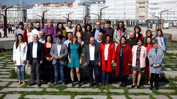 Los candidatos de En Marea al 28-A, ayer en La Coruña