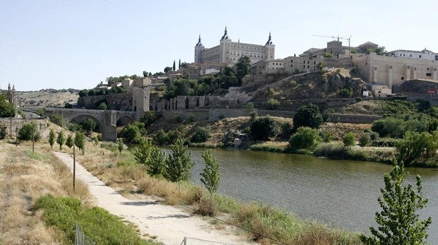 El río Tajo a su paso por Toledo