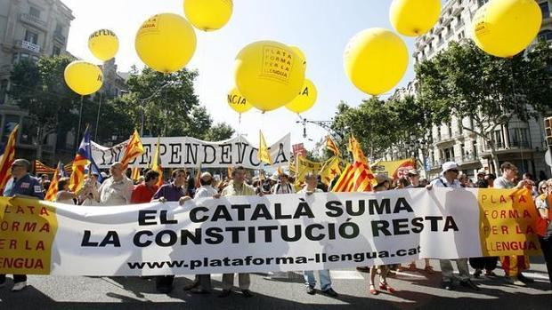 Manifestación respaldada por la Plataforma por la Lengua