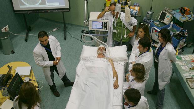 Un curso de formación de profesionales de medicina