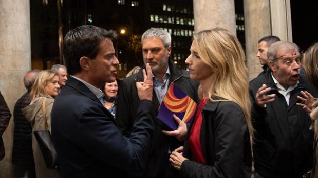 Manuel Valls y Cayetana Álvarez de Toledo, en una imagen de archivo