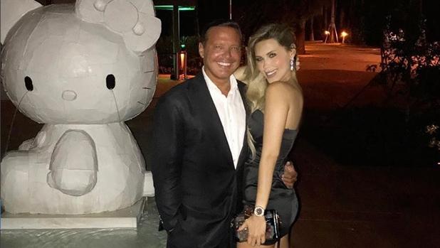 Desirée Ortiz abrazada a Luismi, en una imagen que subió ella misma a sus redes sociales