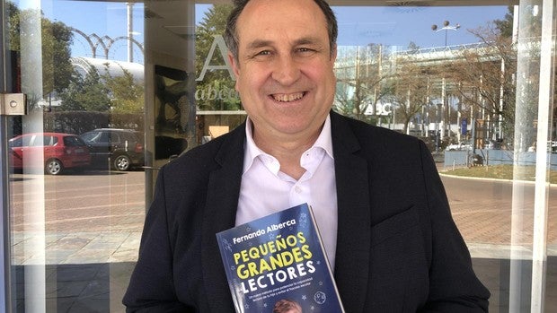 Fernando Alberca, autor de «Pequeños grandes lectores»
