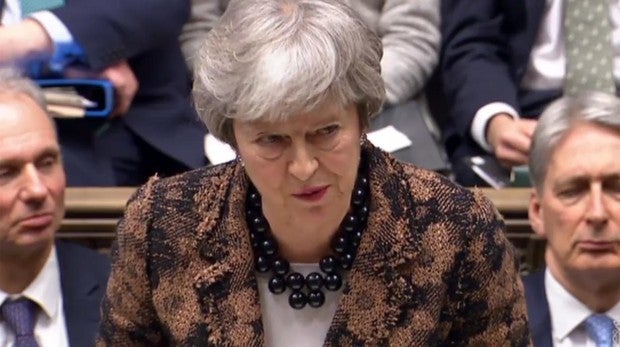 La primera ministra británica, Theresa May, este lunes en el Parlamento