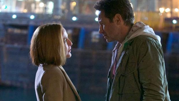 Gillian Anderson y David Duchovny protagonizan «Expediente X»
