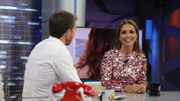 Pablo Motos y Paula Echevarría, en «El hormiguero»