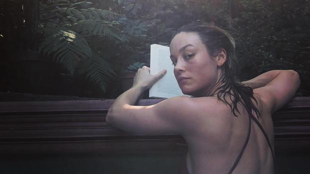 Brie Larson (Capitana Marvel) presume de músculos en Instagram