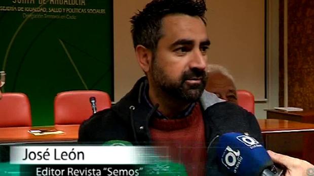 José León, editor de la revista 'Semos'