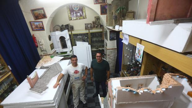 La actual sede de la asociación en la calle Santiago se queda pequeña