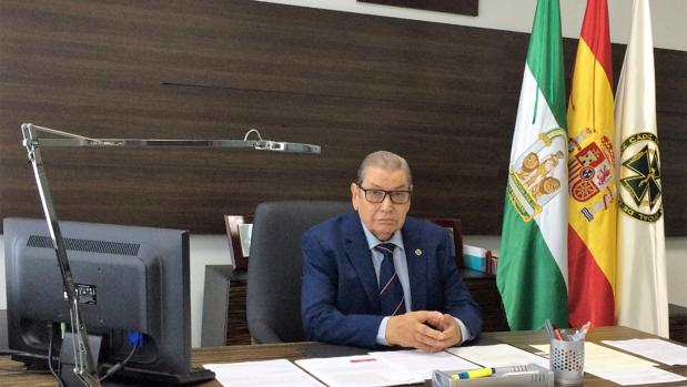 El doctor Ángel Rodríguez Brioso.