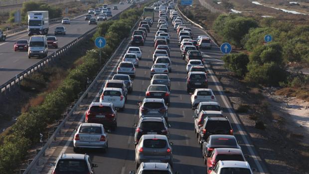 Atascos en Tres Caminos