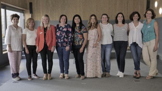 Foto de familia de las diez finalistas.