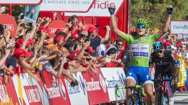 Llegada a la meta del campeón, Mateo Trenttin