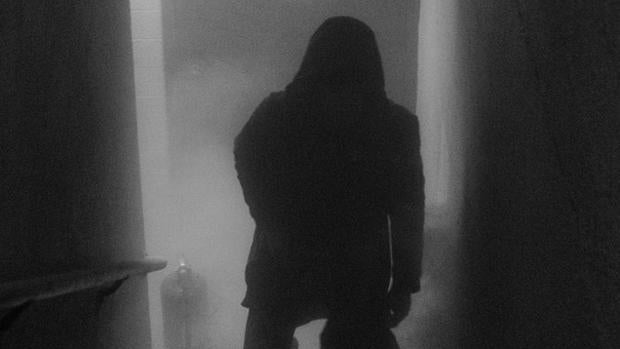 La «sombra» parece que tenía que ver con la familia pues en las pruebas llama varias veces a sus miembros